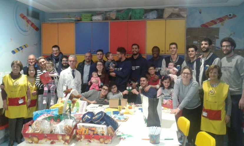 La Coelsanus in visita al reparto pediatrico dell&#039;Ospedale del Ponte